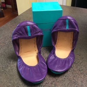 Lilac Tieks!!  Excellent condition!